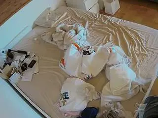 Camsoda Adult Webcam of voyeurcam-julmodels-greybed-1