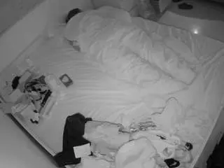 Camsoda Free Porn Cam of voyeurcam-julmodels-greybed-1