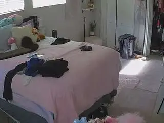 Camsoda Sex Chat of voyeurcam-house-charleys-room