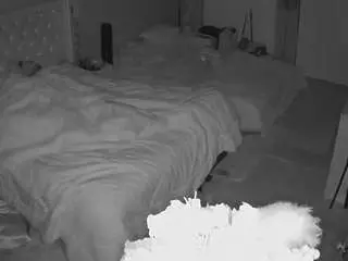 Camsoda Free Porn Cam of voyeurcam-house-charleys-room