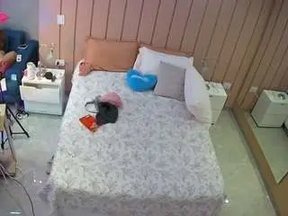 Camsoda Free Porn Cam of voyeurcam-casa-salsa-bedroom-1