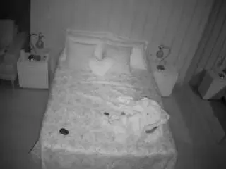 Camsoda Sex Chat of voyeurcam-casa-salsa-bedroom-1