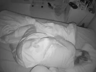 Camsoda Sex Chat of voyeurcam-julmodels-greybed-2