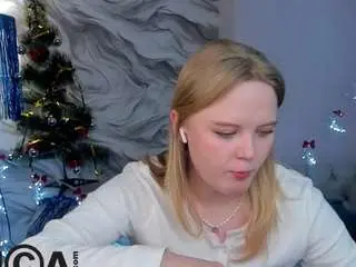 Camsoda Nude Webcam of essie-fanning