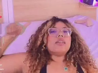 niickypurple from camsoda