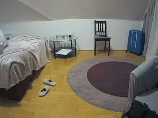 Camsoda Sex Chat of voyeurcam-julmodels-whitebed-6