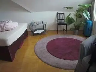 Camsoda Private Sex Chat of voyeurcam-julmodels-whitebed-6