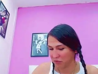 Camsoda Nude Webcam of azley-sweet