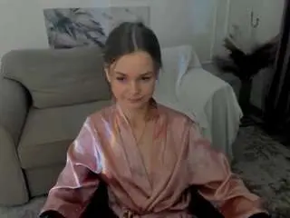 midnightaura from camsoda