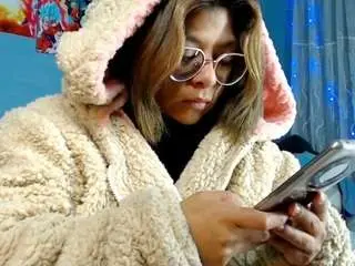 Camsoda Free Porn Cam of princess-nahia23