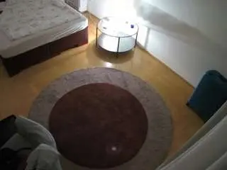 Camsoda Best Webcam of voyeurcam-julmodels-whitebed-5