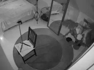 Camsoda Nude Webcam of voyeurcam-julmodels-whitebed-5