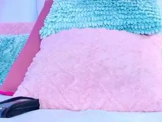 snowwhithe from camsoda