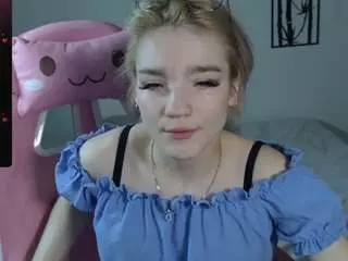 meganlora3 from camsoda