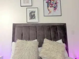 Camsoda Free Porn Cam of helen-moorex