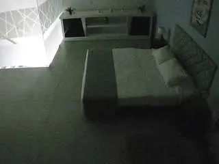 Camsoda Nude Webcam of voyeurcam-jb-office-1