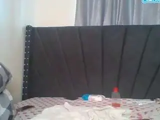 Camsoda Live Sex Cam of bootyliciousmidweek