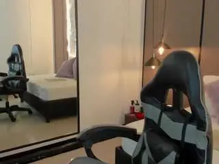 olivia-willoow from camsoda