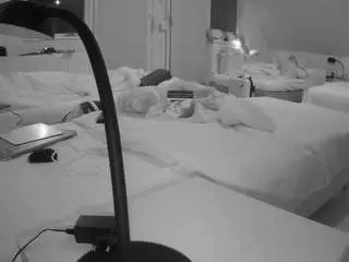 Camsoda Adult Webcams of voyeurcam-julmodels-bed-2