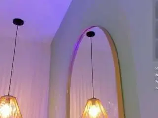 Camsoda Free Live Porn of cristalfoxy