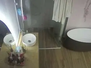 Camsoda Sex Chat of voyeurcam-casa-salsa-bathroom-6