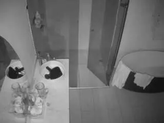 Camsoda Sex Chat of voyeurcam-casa-salsa-bathroom-6