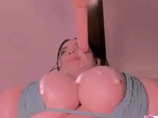 Camsoda Free Porn Cam of julietavargas