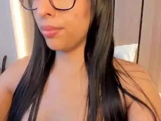 Camsoda Best Webcam of melanie-jeannn