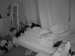 Camsoda Watch Live Sex Cams of voyeurcam-julmodels-reallife-3