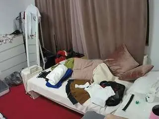 Camsoda Live Sex Cam of voyeurcam-julmodels-reallife-3