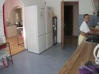 Camsoda Private Sex Chat of voyeurcam-julmodels-kitchen