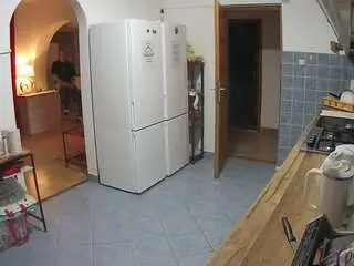 Camsoda Adult Webcam of voyeurcam-julmodels-kitchen