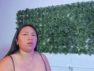 Camsoda Watch Live Sex Cams of bellaarouxx