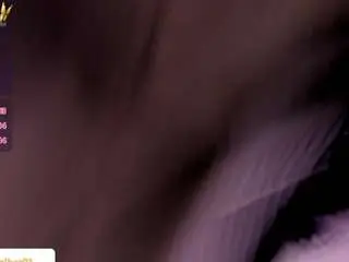 Camsoda Adult Webcams of emmy-walker