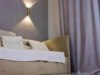 Camsoda Sex Cam of monicabiluci