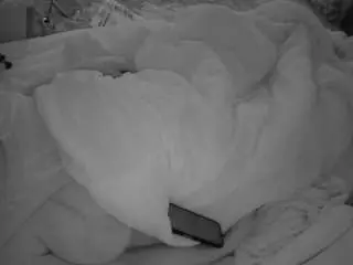 Camsoda Best live sex cam show of voyeurcam-julmodels-whitebed-1