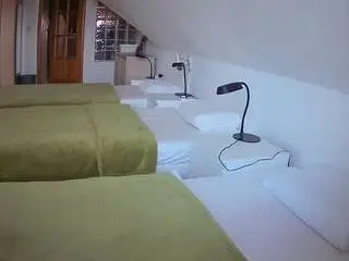 Camsoda Live Sex Cam of voyeurcam-julmodels-bed-3