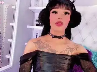 Camsoda Nude Webcam of doll-swett