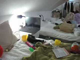 Camsoda Adult Video Chat of voyeurcam-julmodels-bed-4