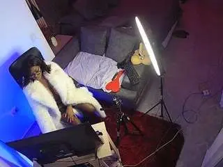 Camsoda Adult Webcam of voyeurcam-casa-salsa-bedroom-11