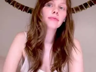 nikkiminimi from camsoda