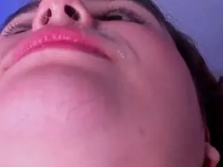 Camsoda Free Porn Cam of shyfantasie111