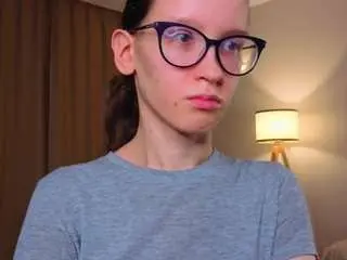 lynettebails from camsoda