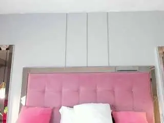 ahincale from camsoda