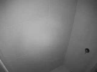 Camsoda Free Porn Cam of voyeurcam-casa-salsa-bathroom-8
