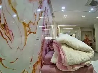 Camsoda Live Sex Cam of voyeurcam-casa-salsa-bathtub-pov