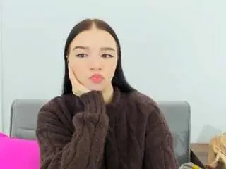 avacute from camsoda