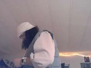 Camsoda Nude Webcam of damagedacousticslast943