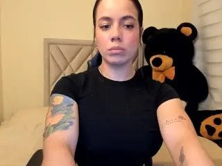 Camsoda Adult Webcams of salomebrunette