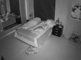 Camsoda Free Porn Cam of voyeurcam-casa-salsa-bedroom-4